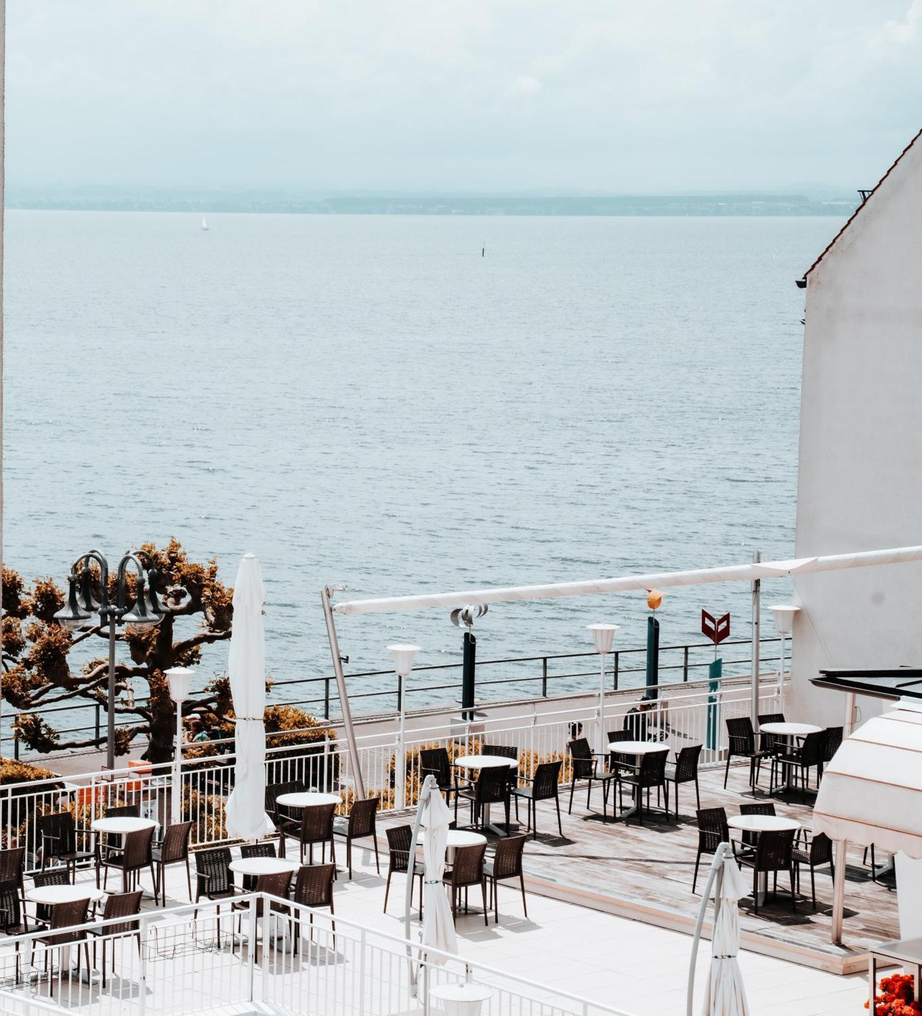 Ferienwohnung Ella - Direkt Am Bodensee Friedrichshafen Ngoại thất bức ảnh
