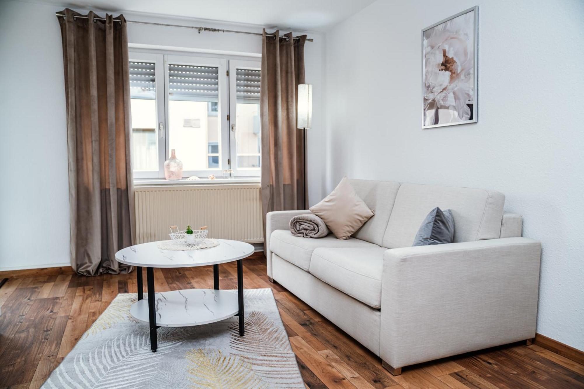 Ferienwohnung Ella - Direkt Am Bodensee Friedrichshafen Ngoại thất bức ảnh