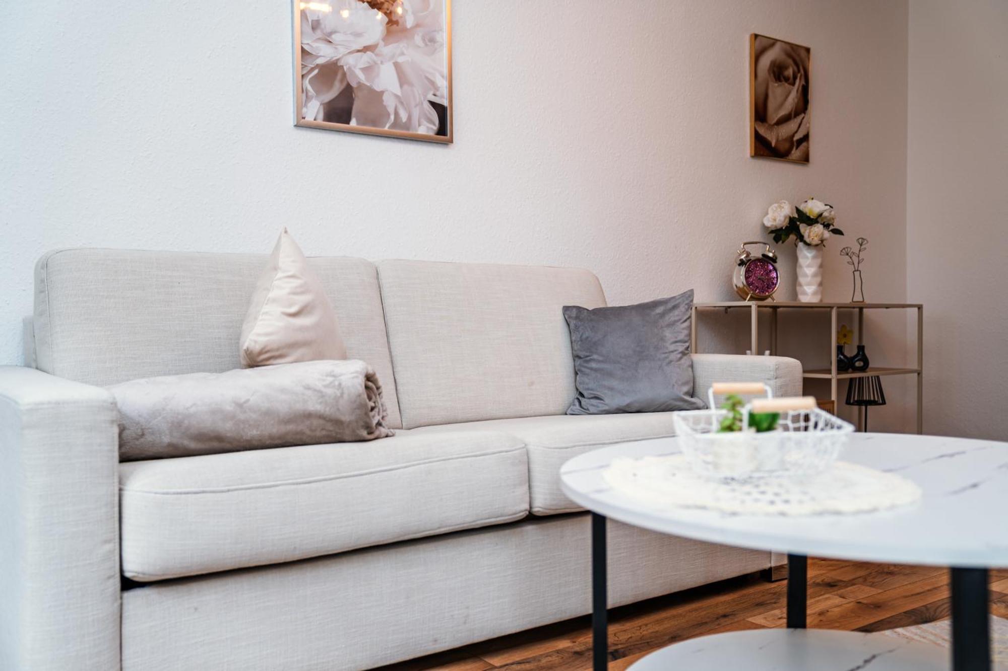 Ferienwohnung Ella - Direkt Am Bodensee Friedrichshafen Ngoại thất bức ảnh