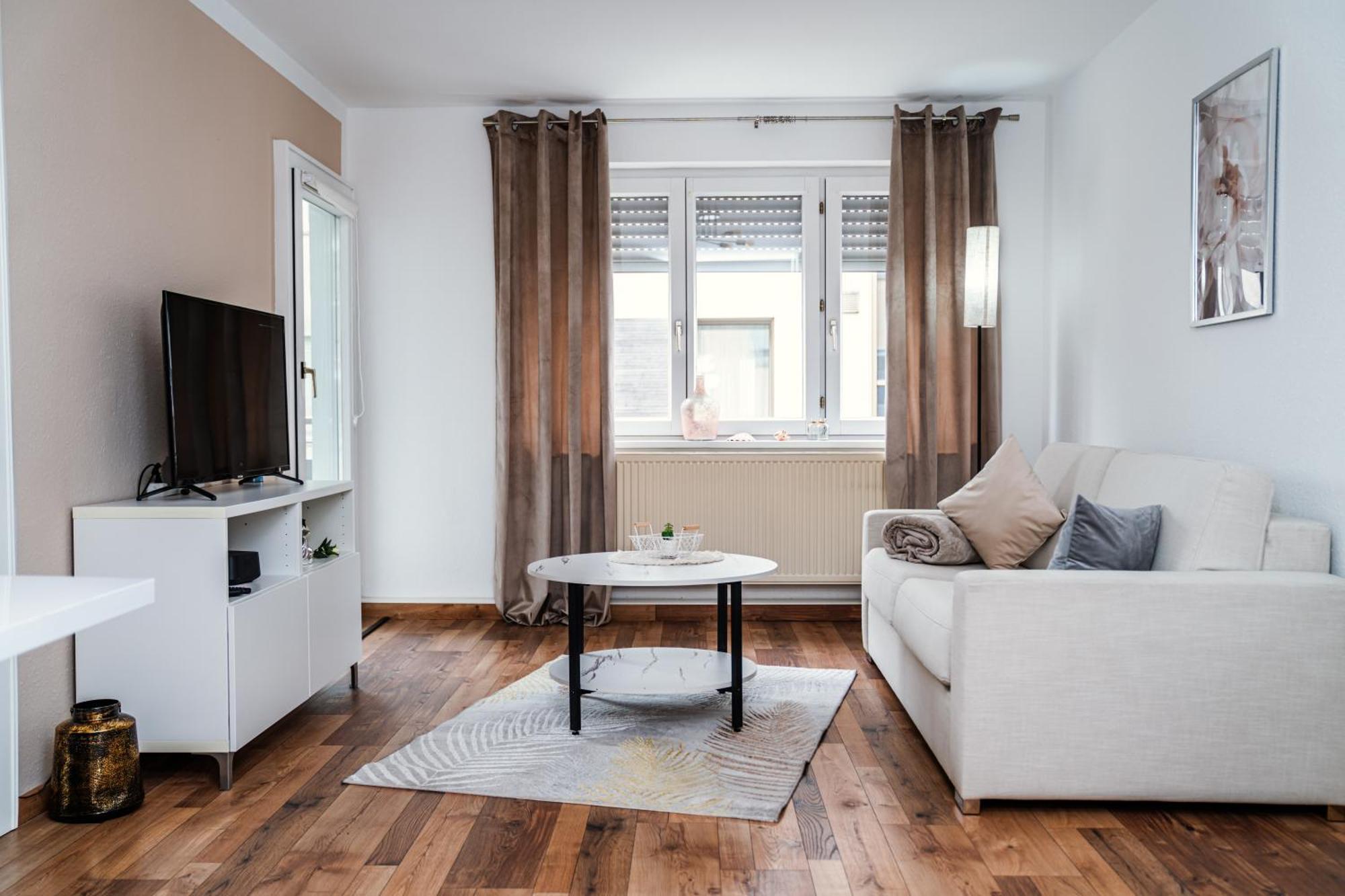 Ferienwohnung Ella - Direkt Am Bodensee Friedrichshafen Ngoại thất bức ảnh